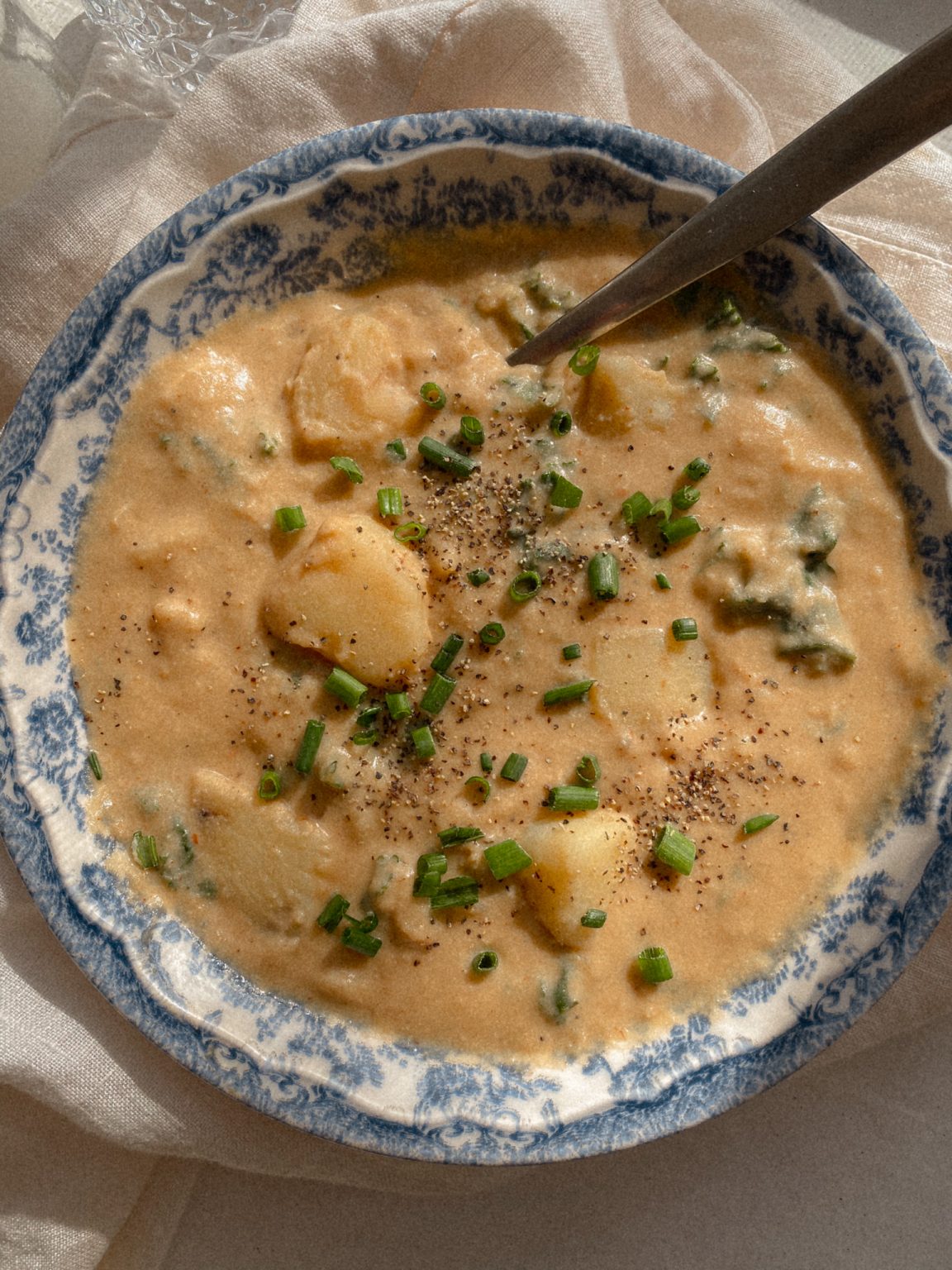 Creamy Vegan Potato Soup (gluten free, paleo)