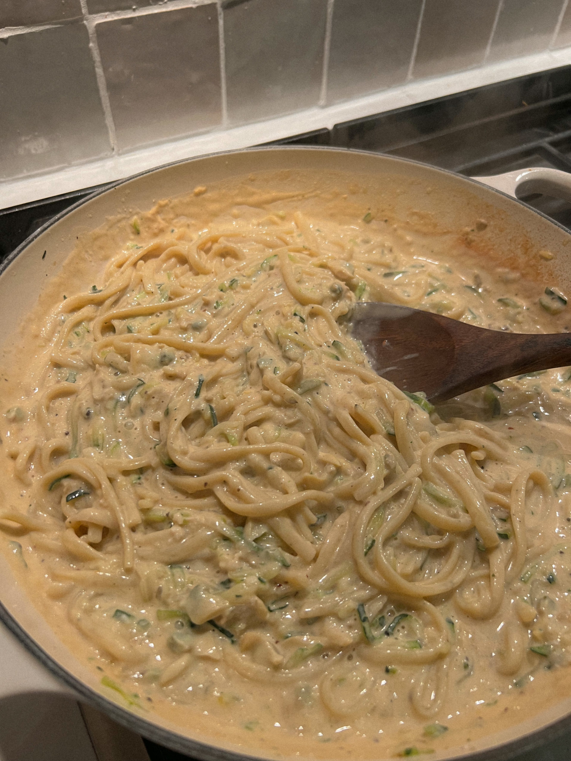 5 Ingredient Creamy Clam and Zucchini Pasta