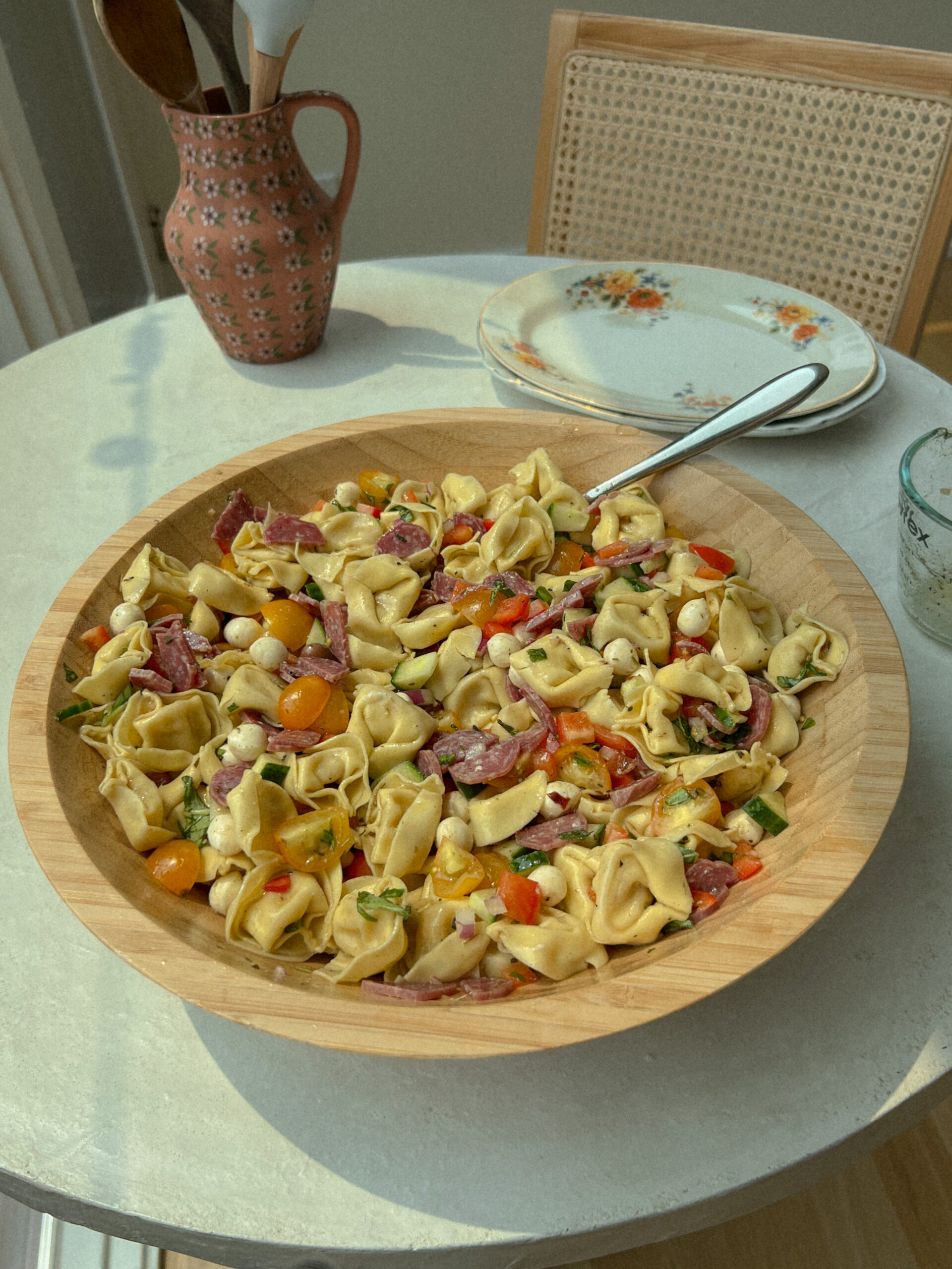 Easy Tortellini Pasta Salad (no mayo!)